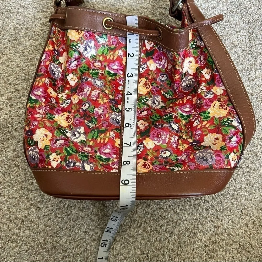 Vintage Kenzo Red Leather Floral Drawstring Bucket Bag Crossbody Chic Girly